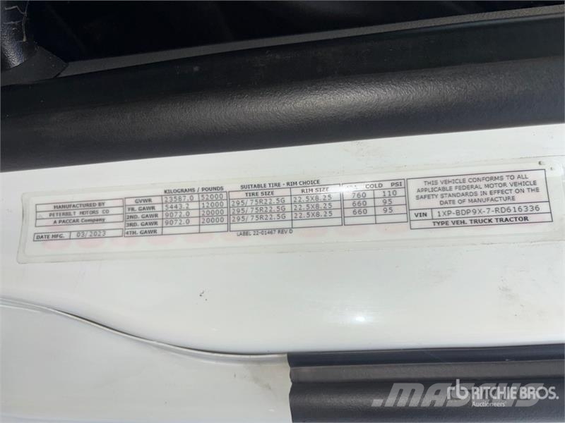Peterbilt 579 Tractor Units