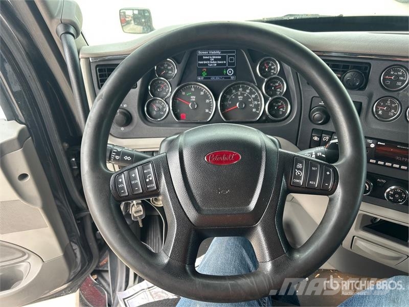 Peterbilt 579 Trekkvogner