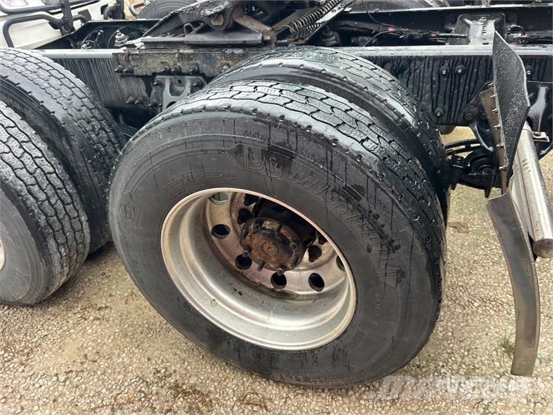 Peterbilt 579 Tractor Units