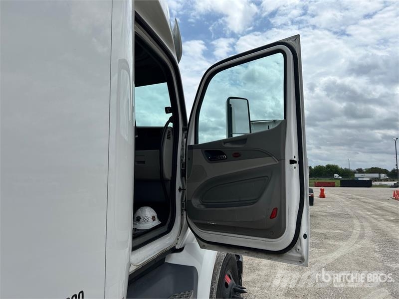Peterbilt 579 وحدات الجر