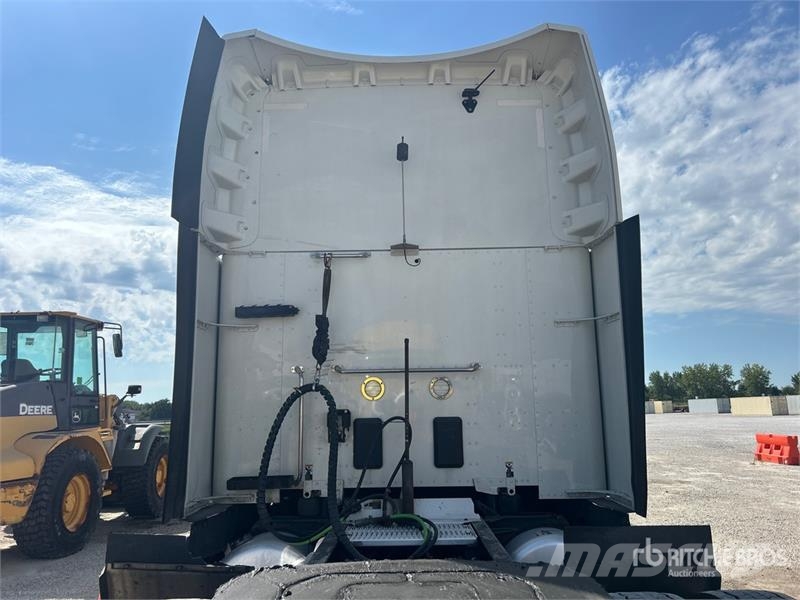 Peterbilt 579 Autotractoare
