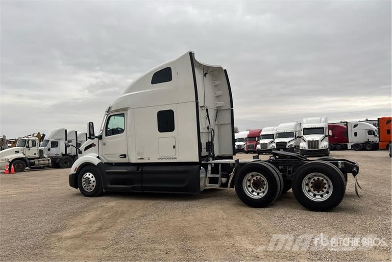 Peterbilt 579 Tractor Units