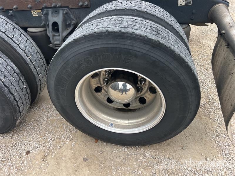 Peterbilt 579 وحدات الجر