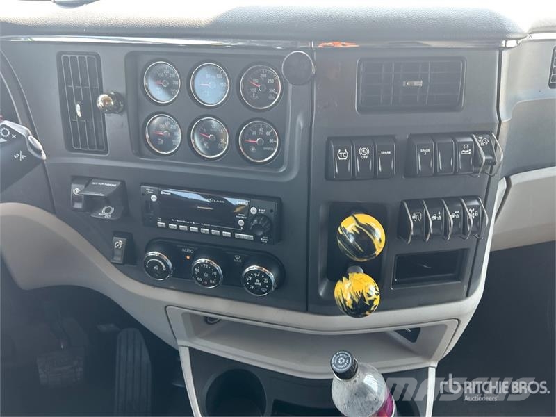Peterbilt 579 Autotractoare