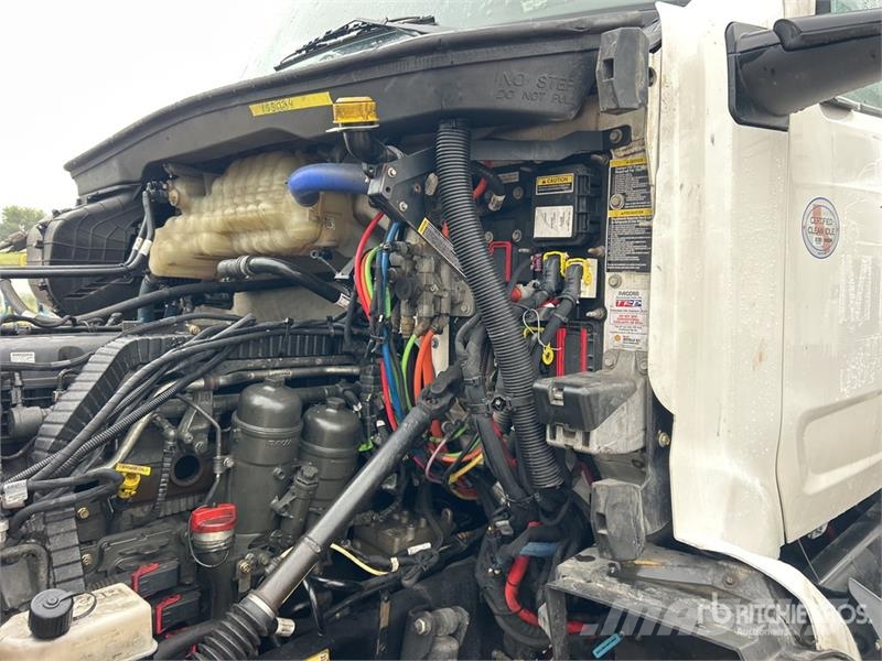 Peterbilt 579 Tractor Units