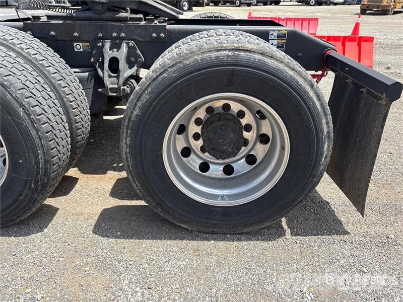 Peterbilt 579 وحدات الجر