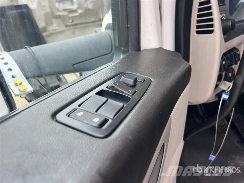 Peterbilt 579 وحدات الجر