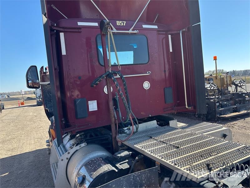 Peterbilt 579 曳引機組件