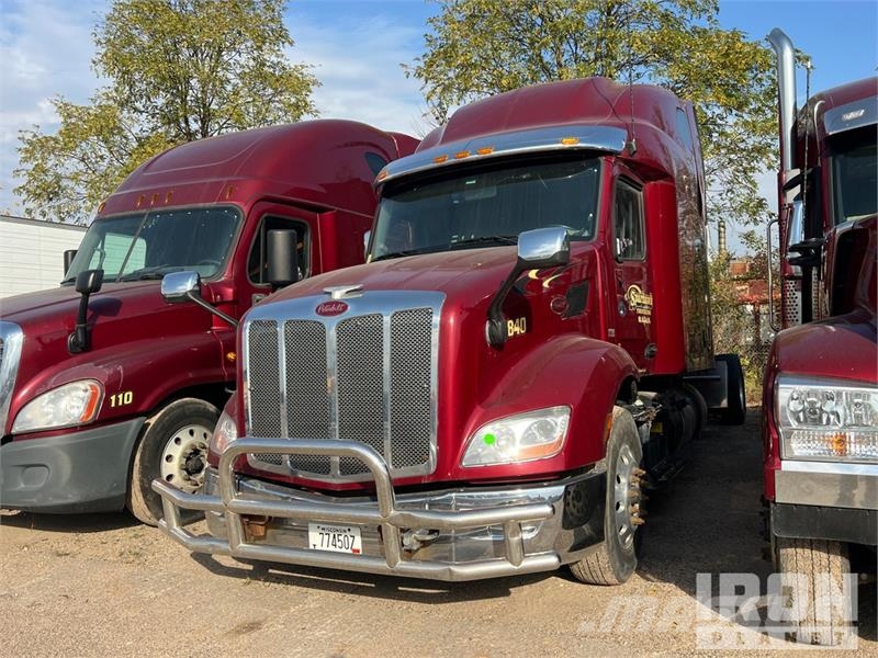 Peterbilt 579 Vilcēji