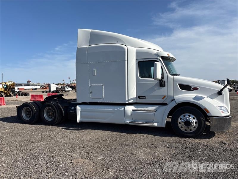 Peterbilt 579 Vilcēji