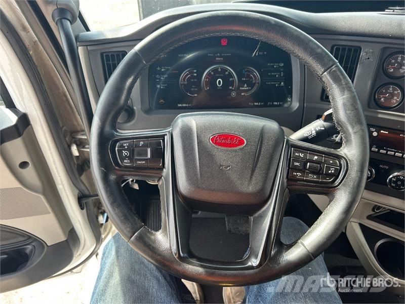 Peterbilt 579 Autotractoare