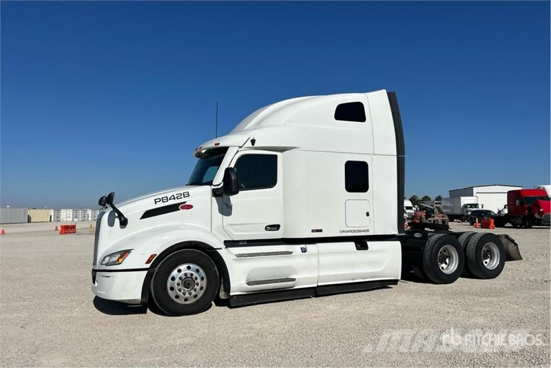 Peterbilt 579 牵引车