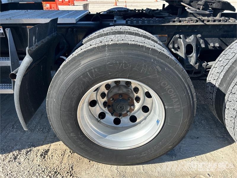 Peterbilt 579 牵引车