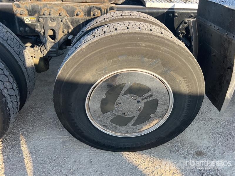 Peterbilt 579 牵引车