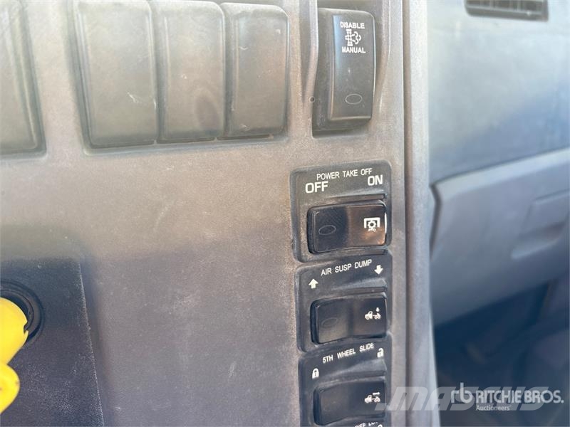 Peterbilt 579 Trekkers