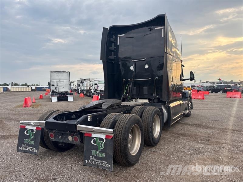 Peterbilt 579 Naudoti vilkikai