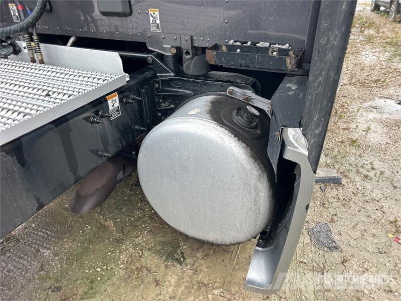 Peterbilt 579 Tractor Units