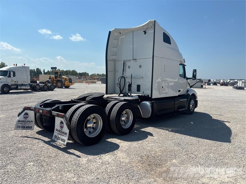 Peterbilt 579 Autotractoare