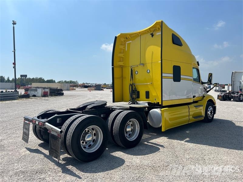 Peterbilt 579 Autotractoare
