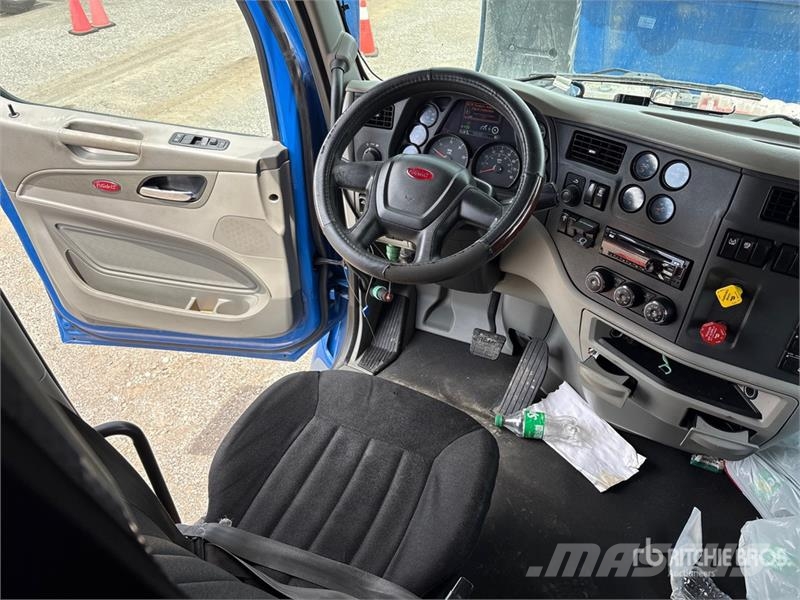 Peterbilt 579 وحدات الجر