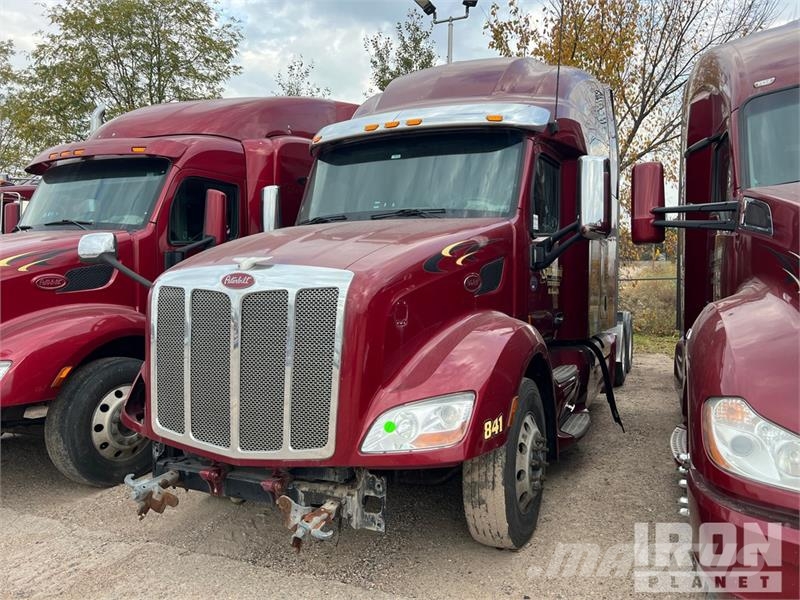 Peterbilt 579 Vilcēji
