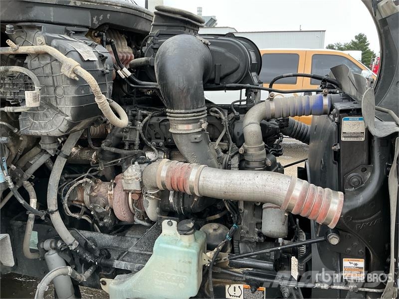 Peterbilt 579 Tractor Units
