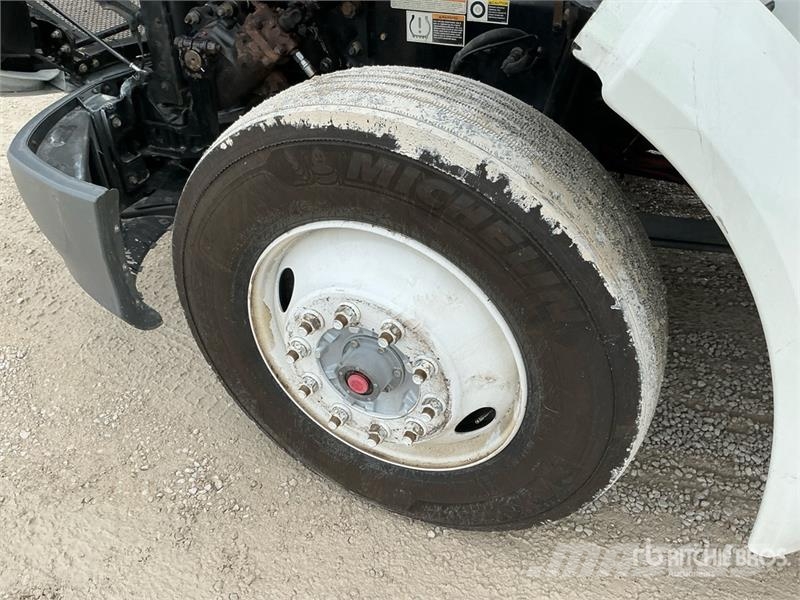 Peterbilt 579 Tractor Units