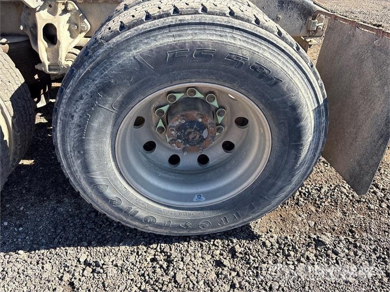 Peterbilt 579 Trekkers