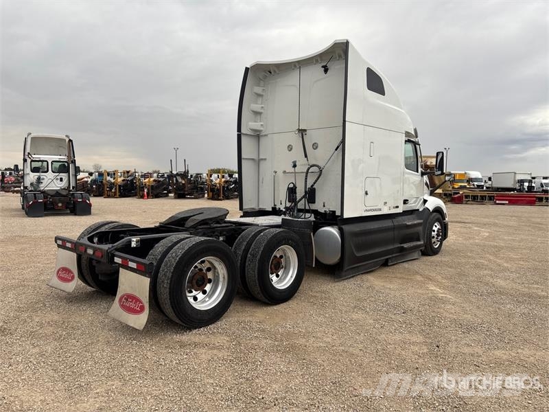 Peterbilt 579 Tractor Units