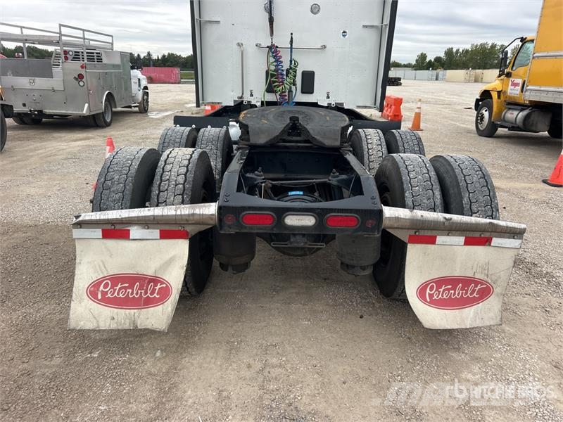 Peterbilt 579 وحدات الجر
