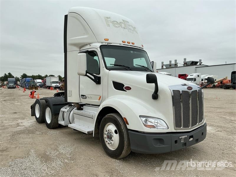 Peterbilt 579 Tractor Units