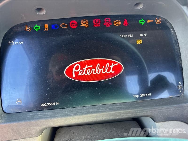 Peterbilt 579 曳引機組件