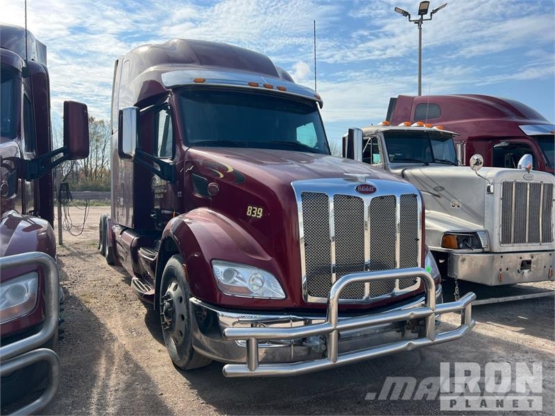 Peterbilt 579 Vilcēji