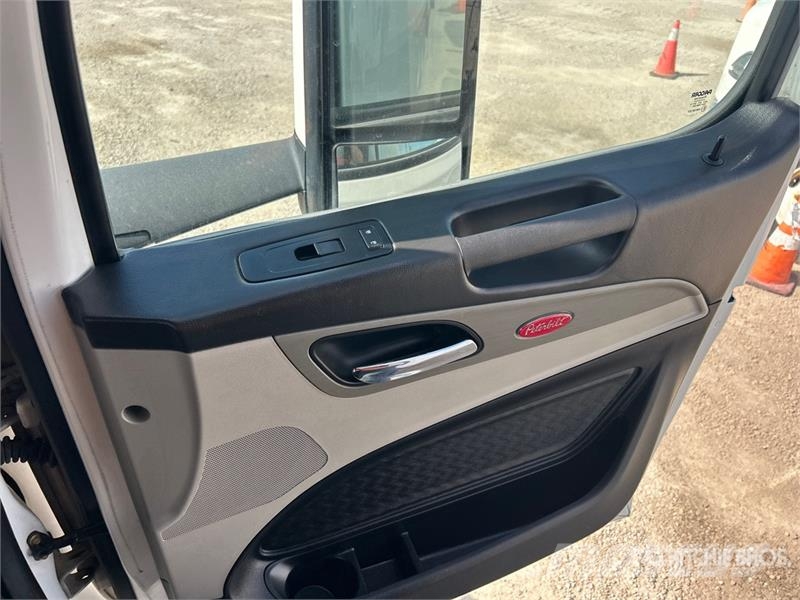 Peterbilt 579 Autotractoare