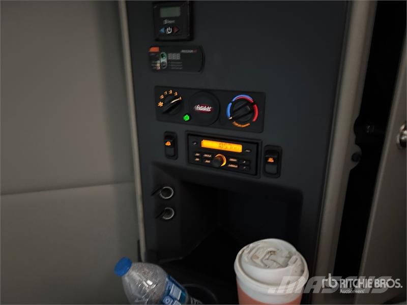 Peterbilt 579 وحدات الجر