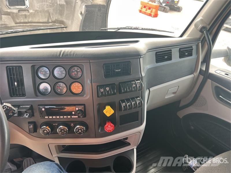 Peterbilt 579 牵引车