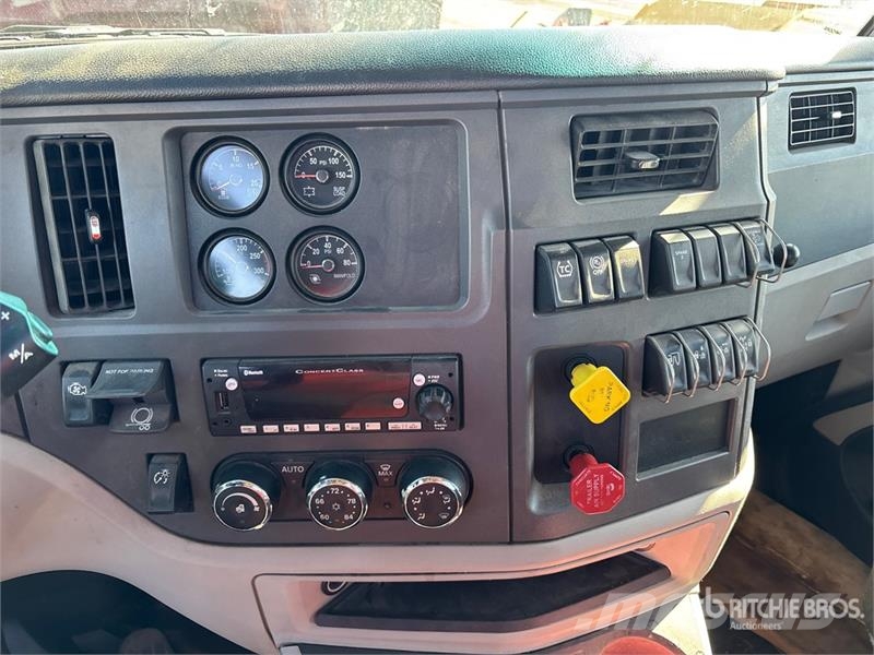 Peterbilt 579 曳引機組件