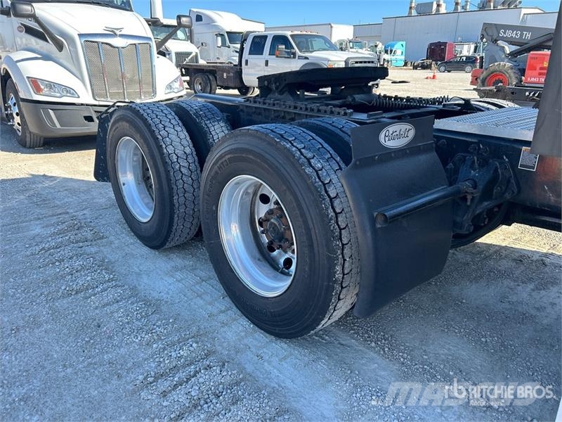 Peterbilt 579 牵引车