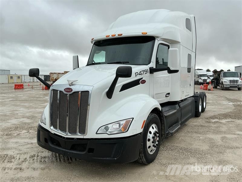 Peterbilt 579 Tractor Units
