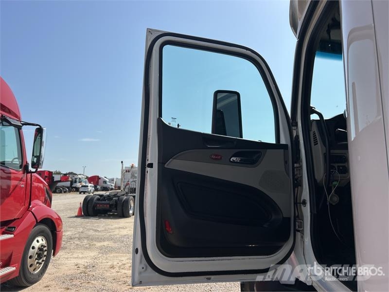 Peterbilt 579 牵引车