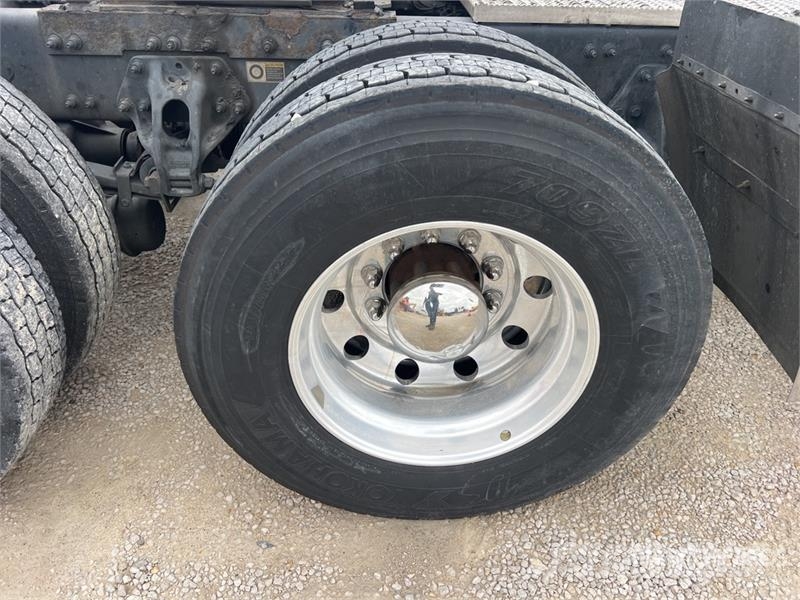 Peterbilt 579 وحدات الجر