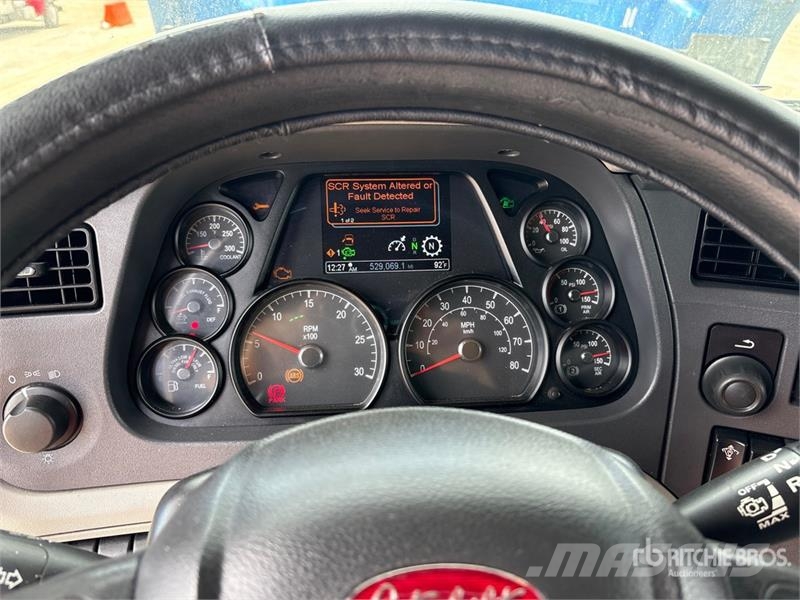 Peterbilt 579 وحدات الجر