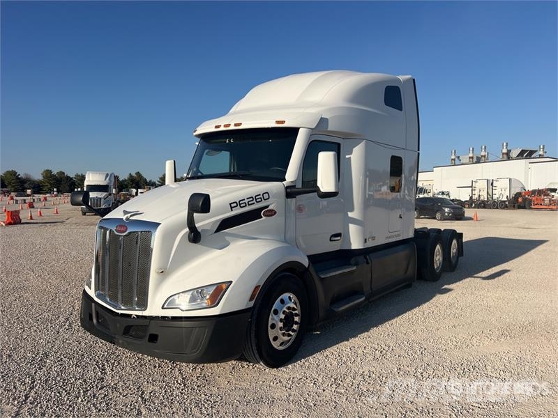 Peterbilt 579 牵引车