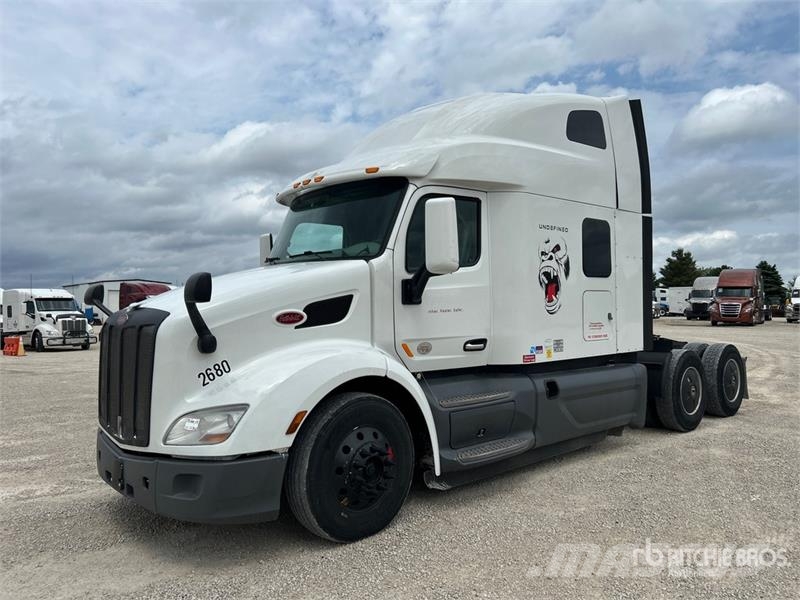 Peterbilt 579 وحدات الجر