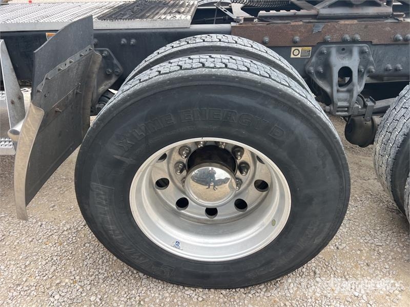 Peterbilt 579 وحدات الجر