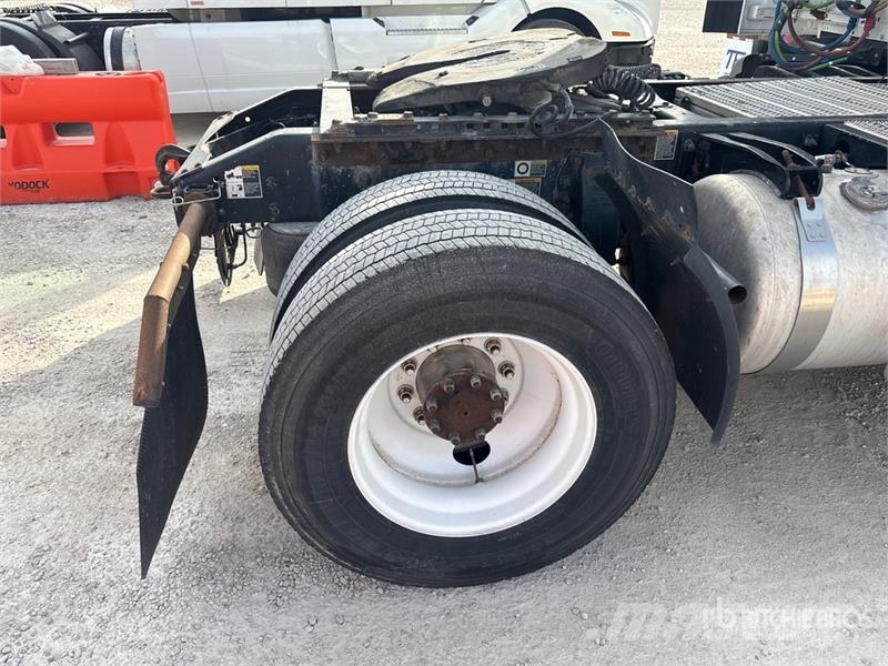 Peterbilt 579 4x2 S/A Day Cab Truck Tractor Sattelzugmaschinen