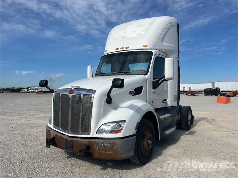 Peterbilt 579 4x2 S/A Day Cab Truck Tractor Traktorske jedinice