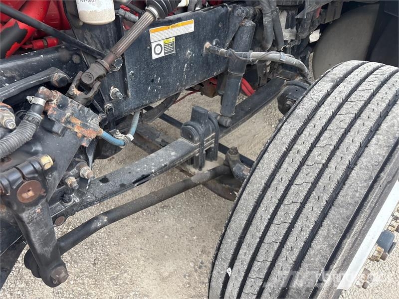 Peterbilt 579 4x2 S/A Day Cab Truck Tractor 中古トラクターヘッド | トレーラーヘッド