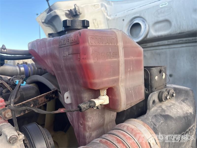 Peterbilt 579 4x2 S/A Day Cab Truck Tractor Sattelzugmaschinen