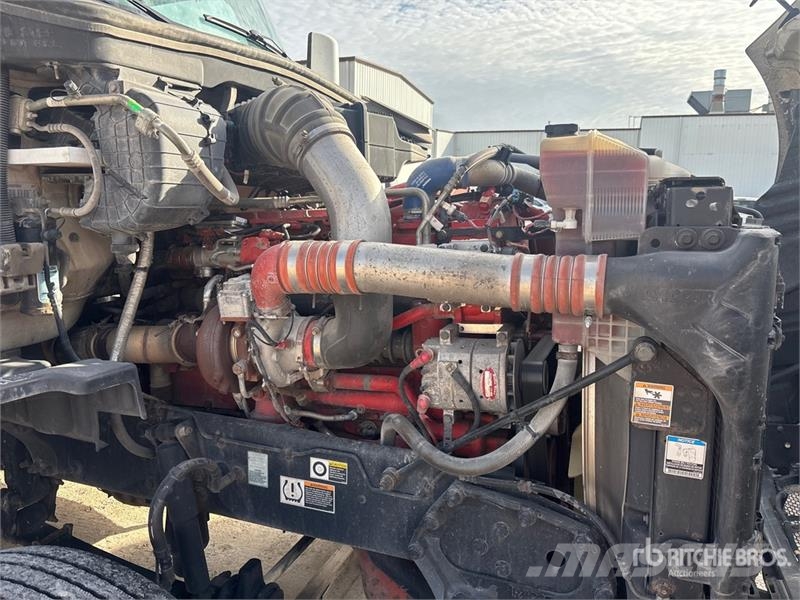 Peterbilt 579 4x2 S/A Day Cab Truck Tractor Sattelzugmaschinen